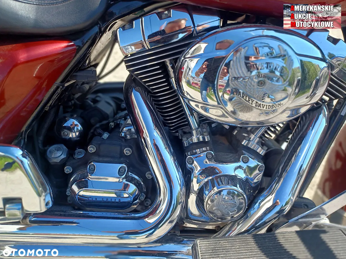 Harley-Davidson Touring Electra Glide - 12