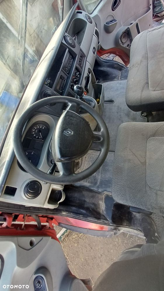 Renault Master - 10