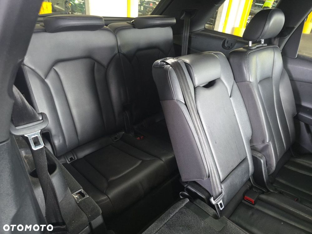 Audi Q7 - 36