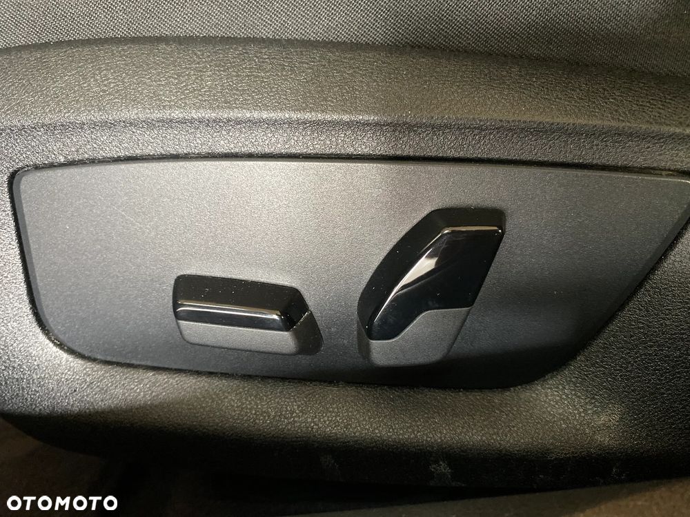 BMW Seria 5 - 12