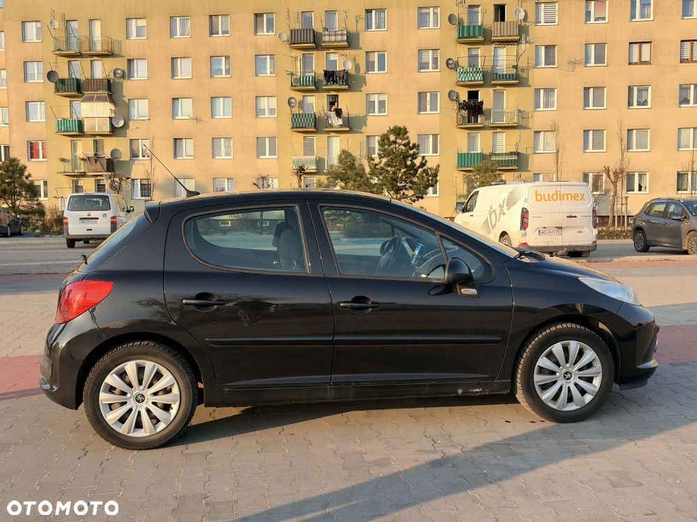 Peugeot 207 - 2