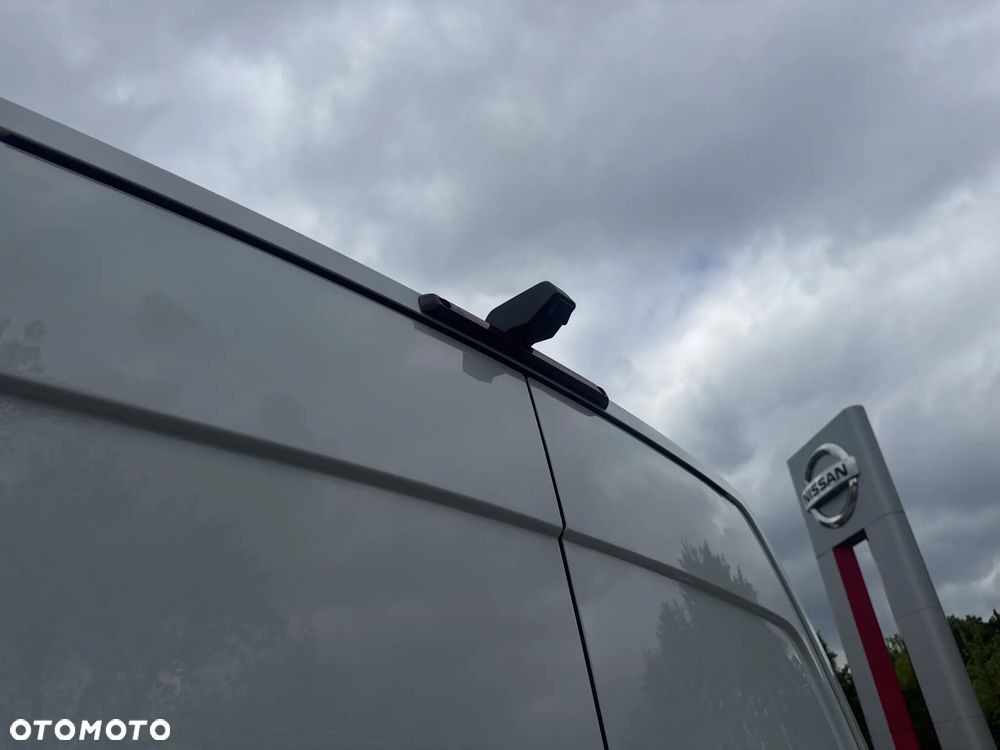 Nissan Interstar - 18