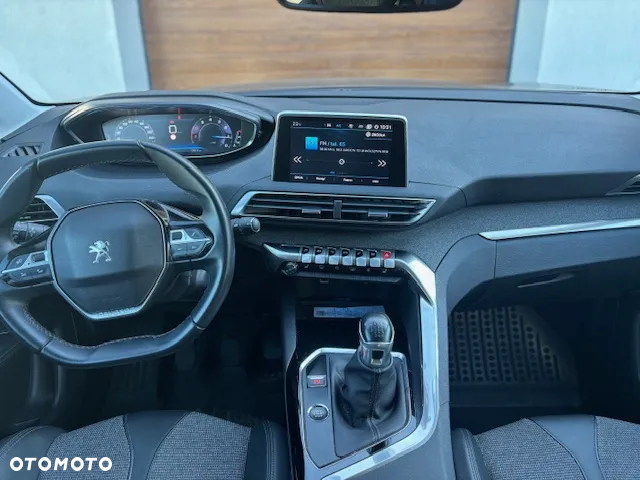 Peugeot 3008 1.2 PureTech Allure Pack S&S - 9