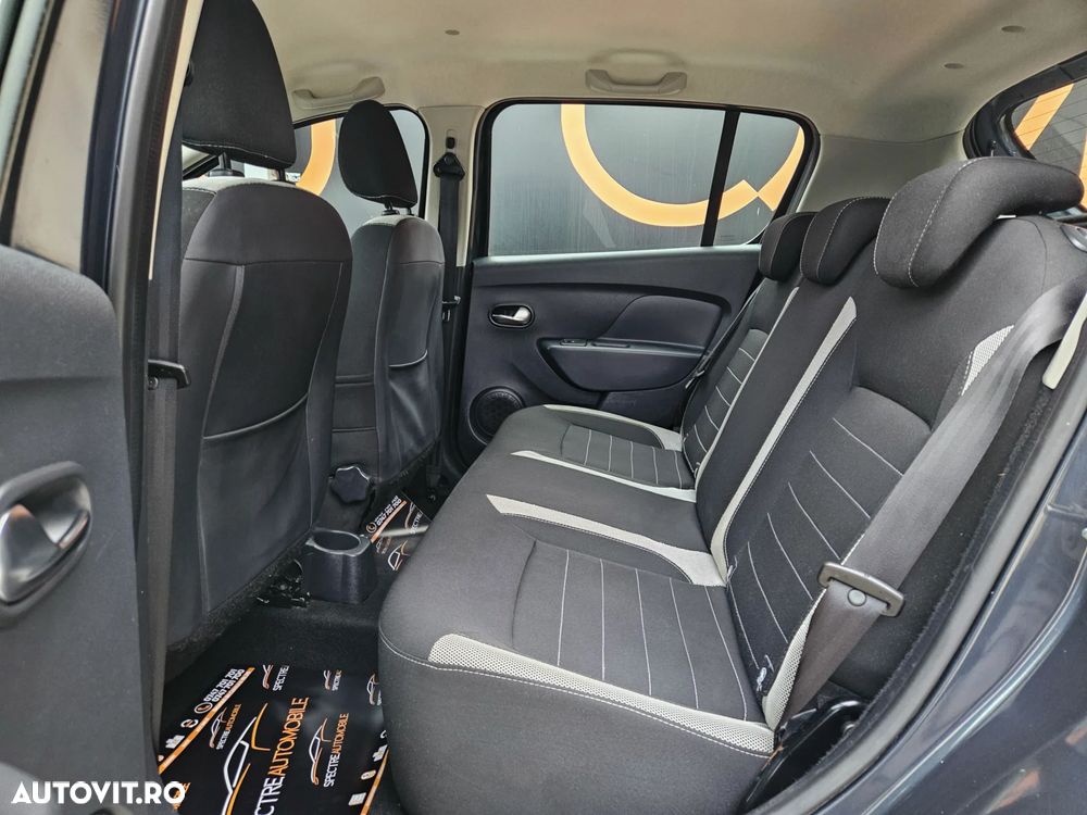 Dacia Sandero Stepway Blue dCi 95 Prestige - 11