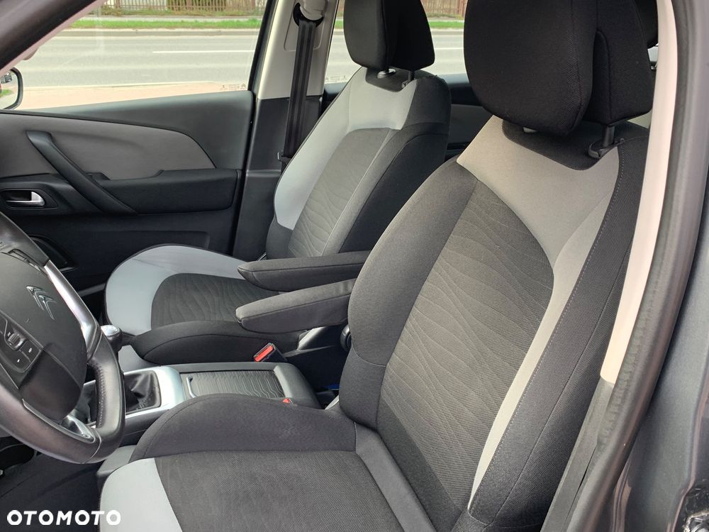 Citroën C4 Picasso PureTech 130 Stop&Start SELECTION - 27