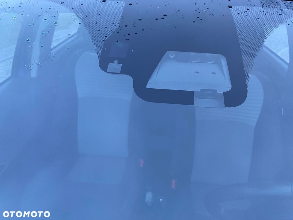 Toyota Yaris 1.5 VVT-i Team Deutschland - 12