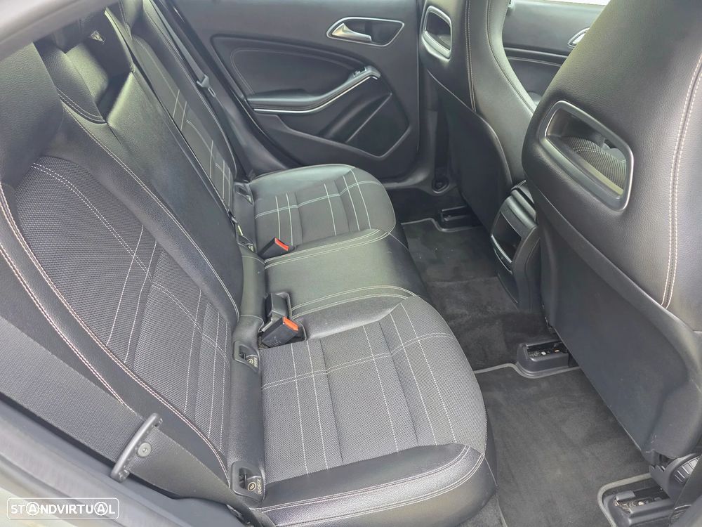 Mercedes-Benz A 180 d Urban - 54