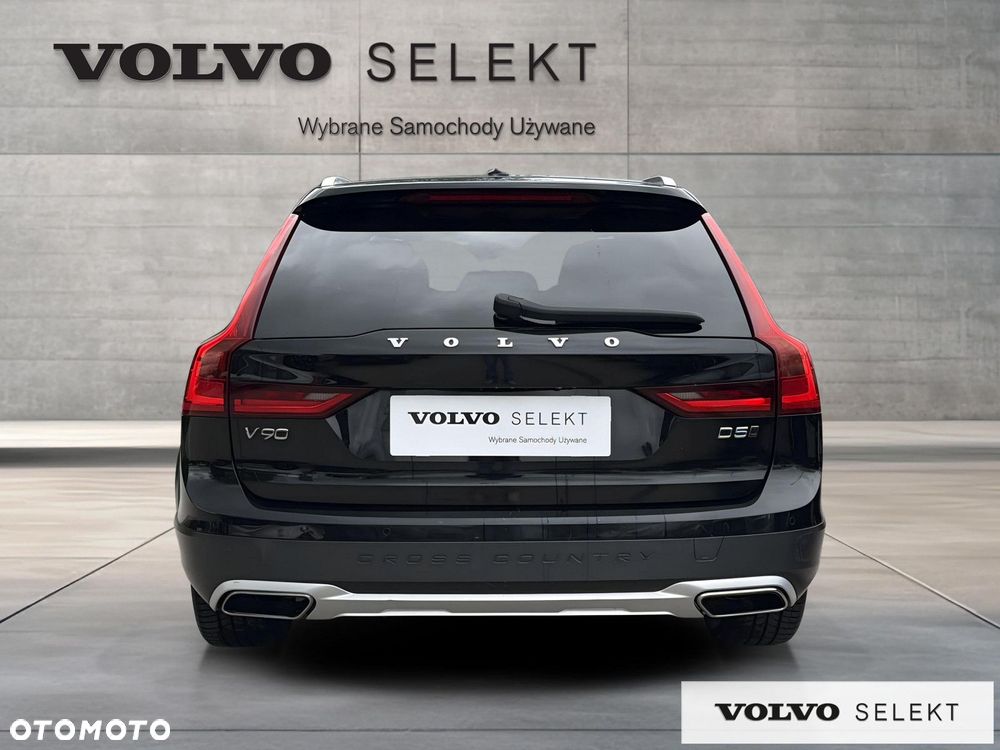 Volvo V90 Cross Country - 6