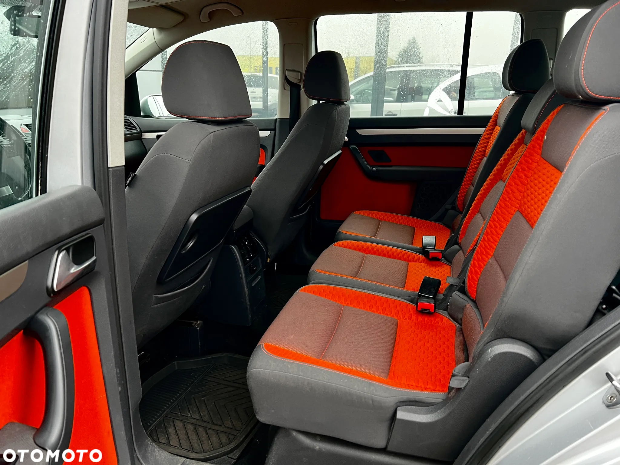 Volkswagen Touran 2.0 TDI DPF Cross - 22