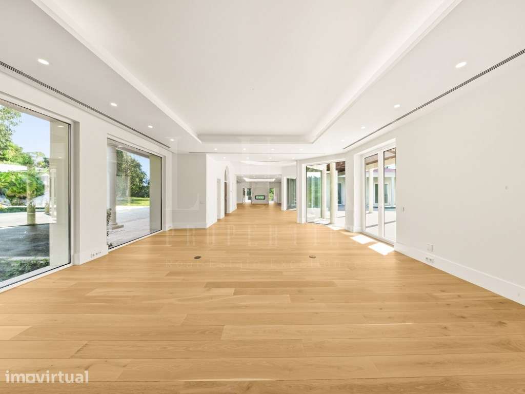 MORADIA DE SUPER LUXO COM 1.117,23m2 EM CONDOMÍNIO DE PRESTÍGIO NO ... - Grande imagem: 4/45