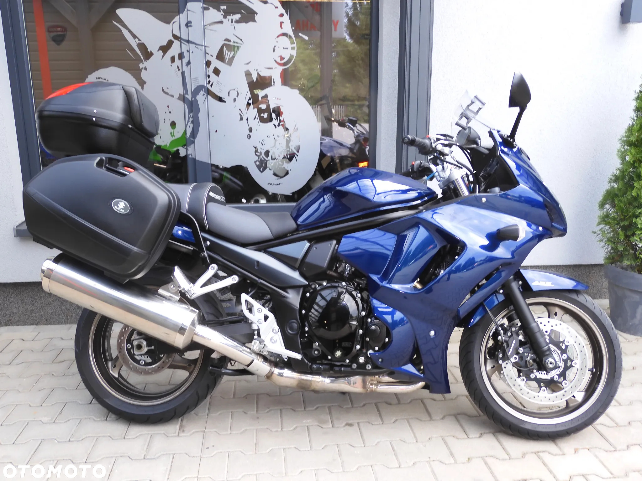 Suzuki GSX - 7