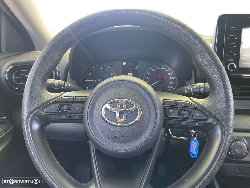 Toyota Yaris - 11
