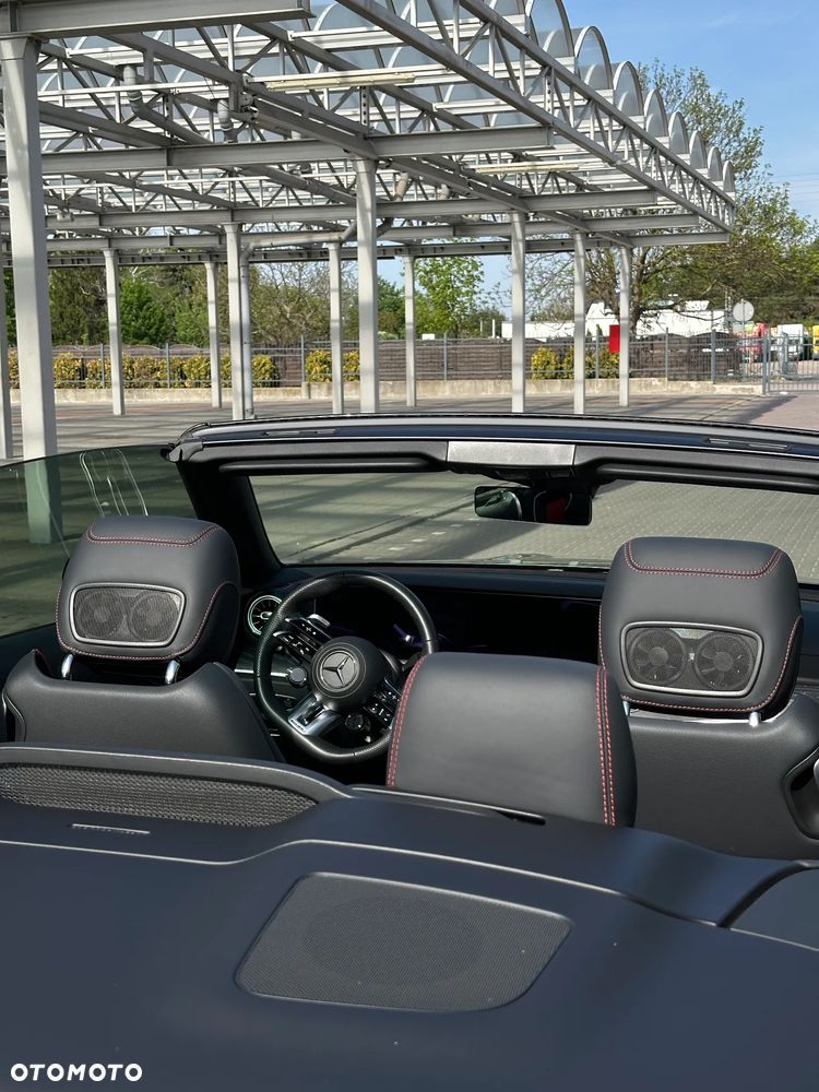 Mercedes-Benz Klasa E AMG 53 4-Matic+ 9G-TRONIC - 20