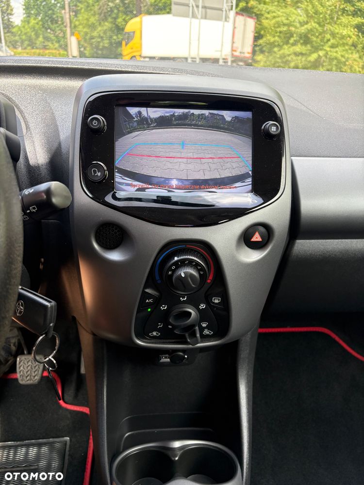 Toyota Aygo 1.0 VVT-i Color Edition - 10