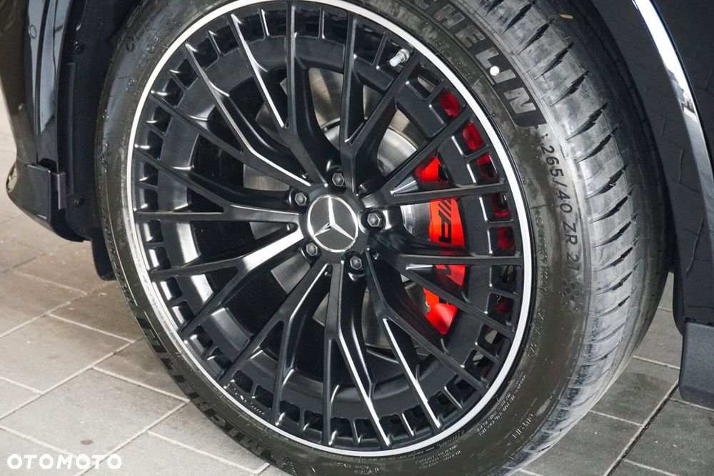 Mercedes-Benz GLC - 23