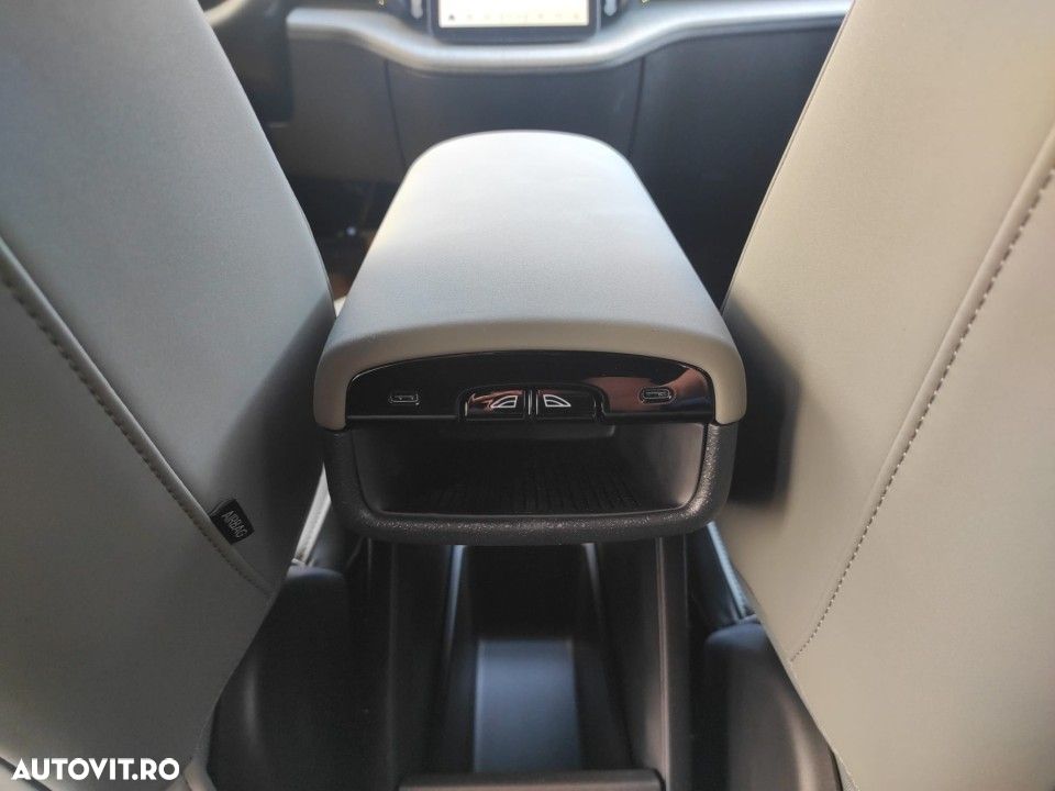 Volvo EX30 Twin Motor Performance Plus - 15