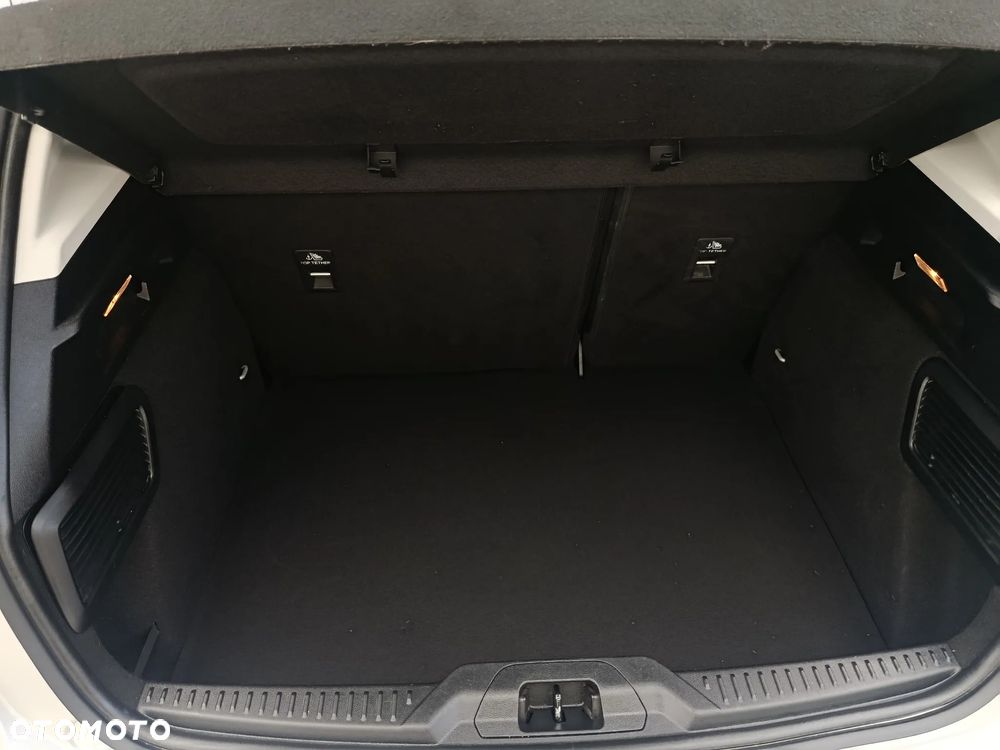 Ford Focus 1.5 EcoBoost Start-Stopp-System COOL&CONNECT - 22