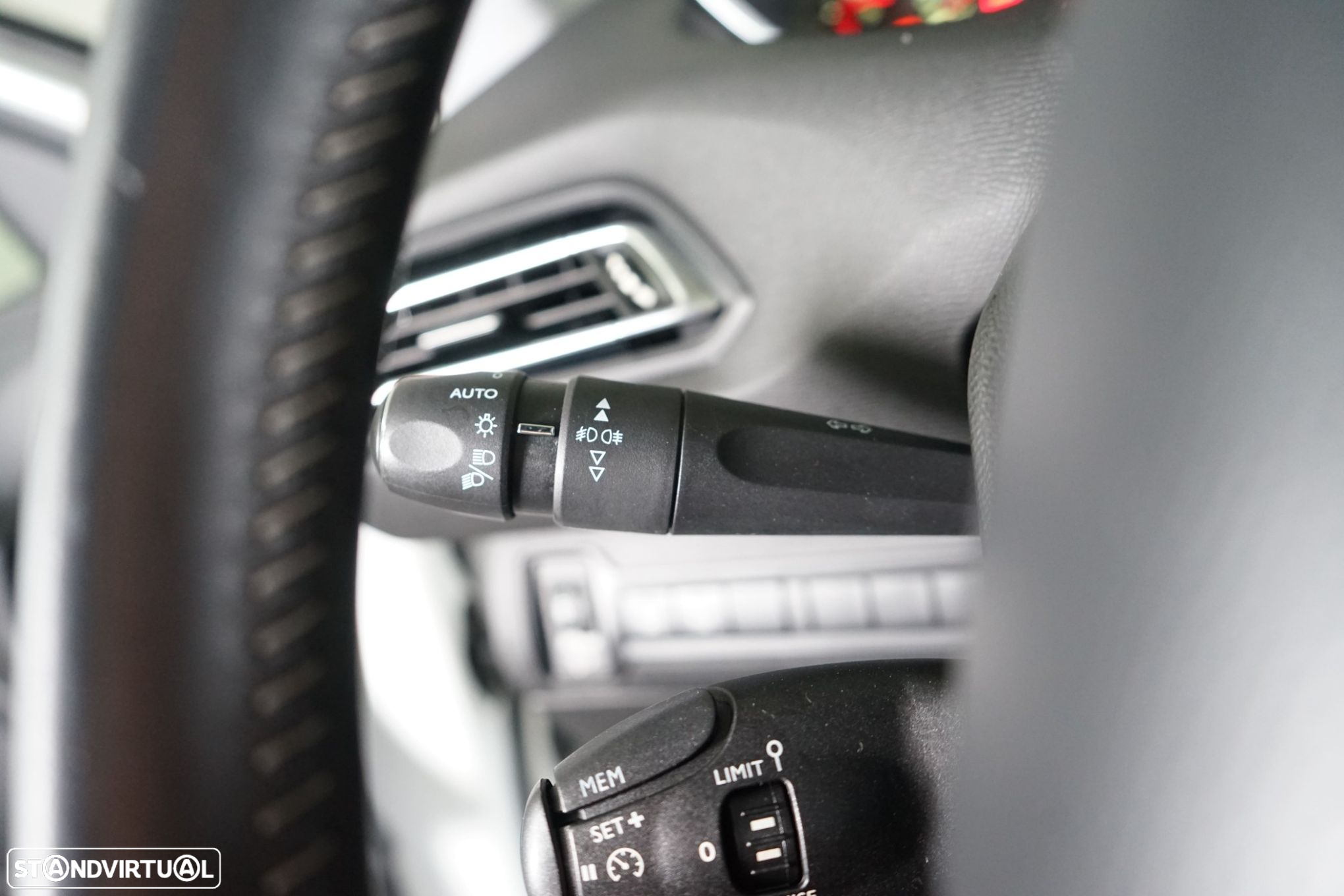 Peugeot 308 SW 1.6 BlueHDi Allure - 25