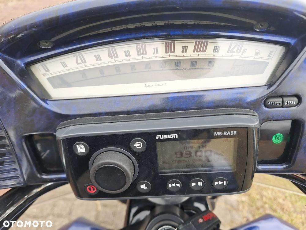 Yamaha Venture - 5