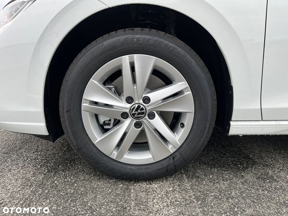 Volkswagen Golf - 18