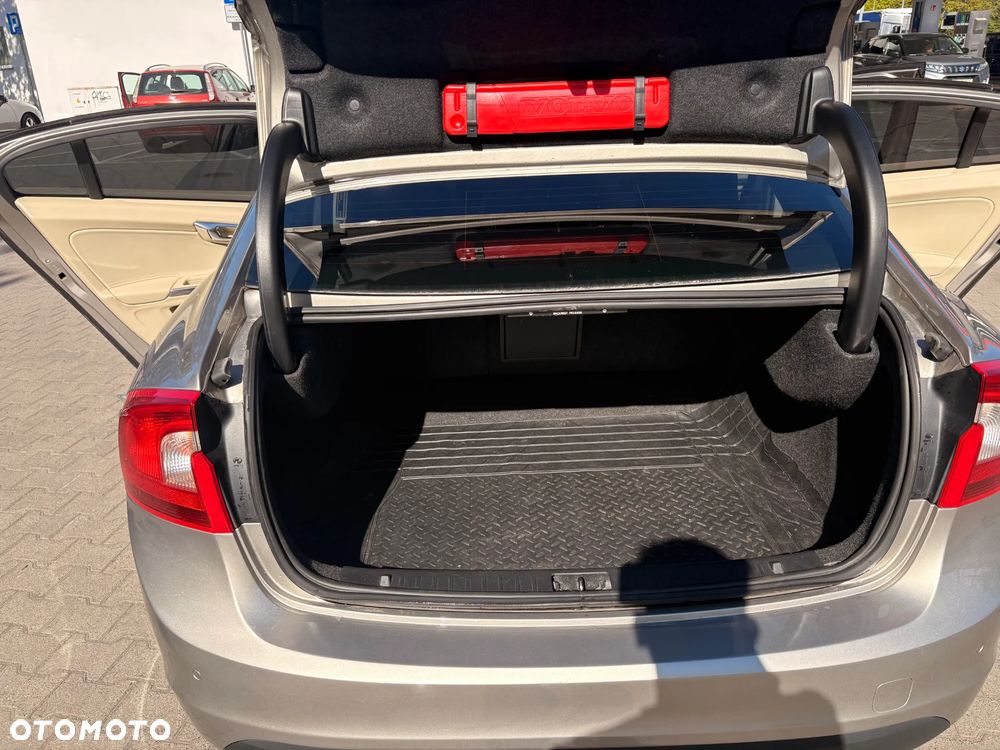 Volvo S60 D3 - 17