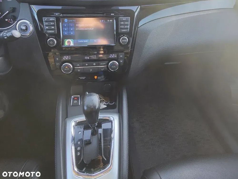 Nissan Qashqai 1.2 DIG-T Tekna Xtronic EU6 - 9