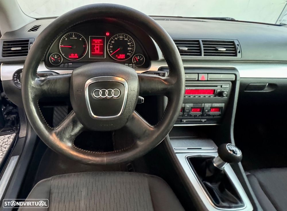 Audi A4 Avant 2.0 TDI Sport - 13