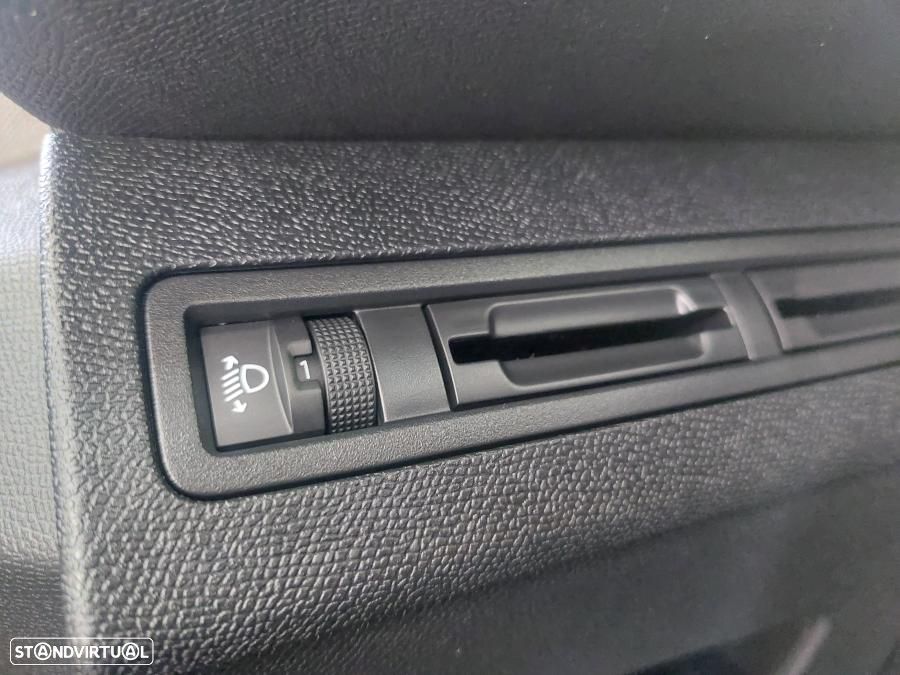 Peugeot 3008 1.5 BlueHDi Active - 19