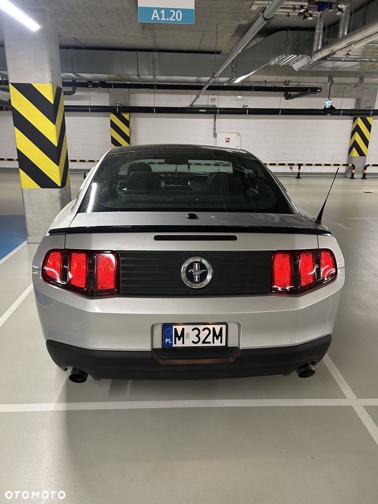 Ford Mustang - 5