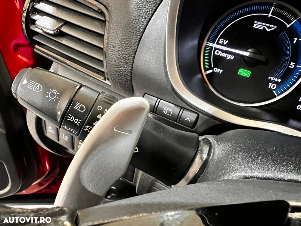 Mitsubishi Eclipse-Cross - 24