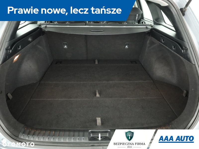 Kia Ceed - 12