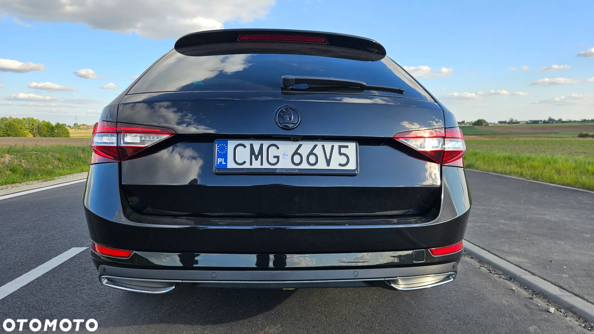 Skoda Superb 2.0 TDI Sportline DSG - 10