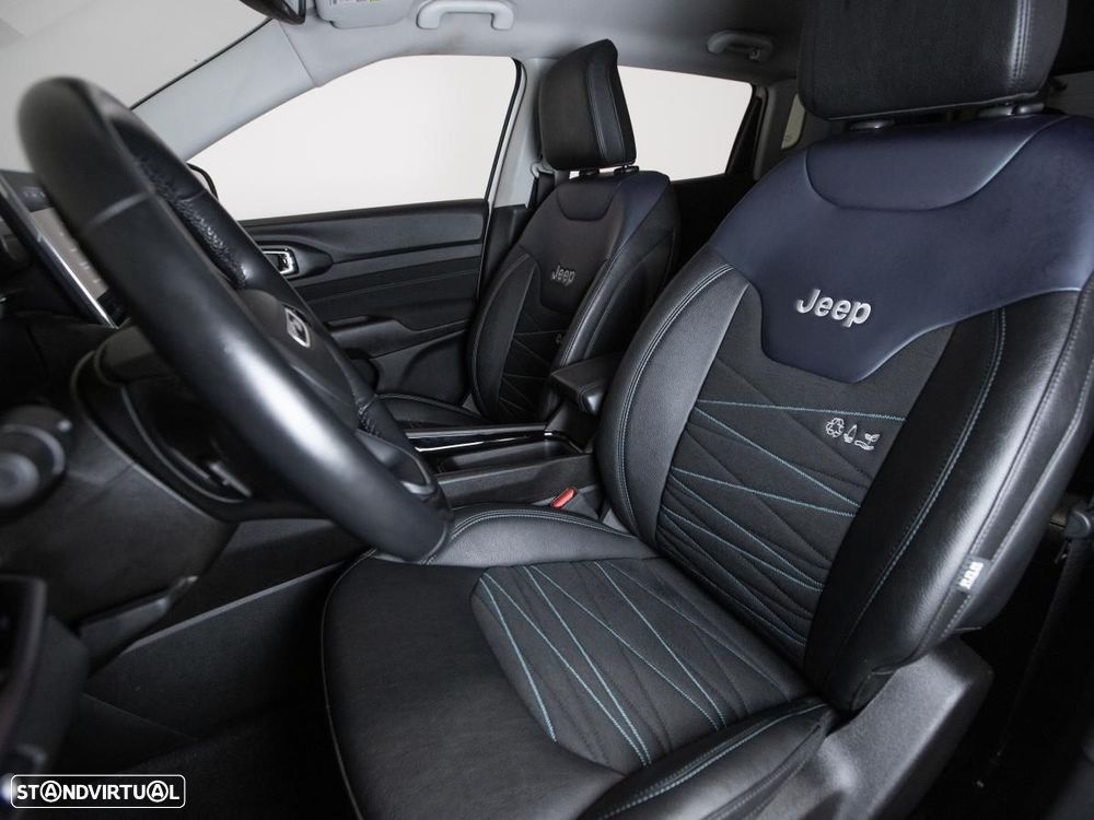 Jeep Compass 1.3 TG Atitude - 9