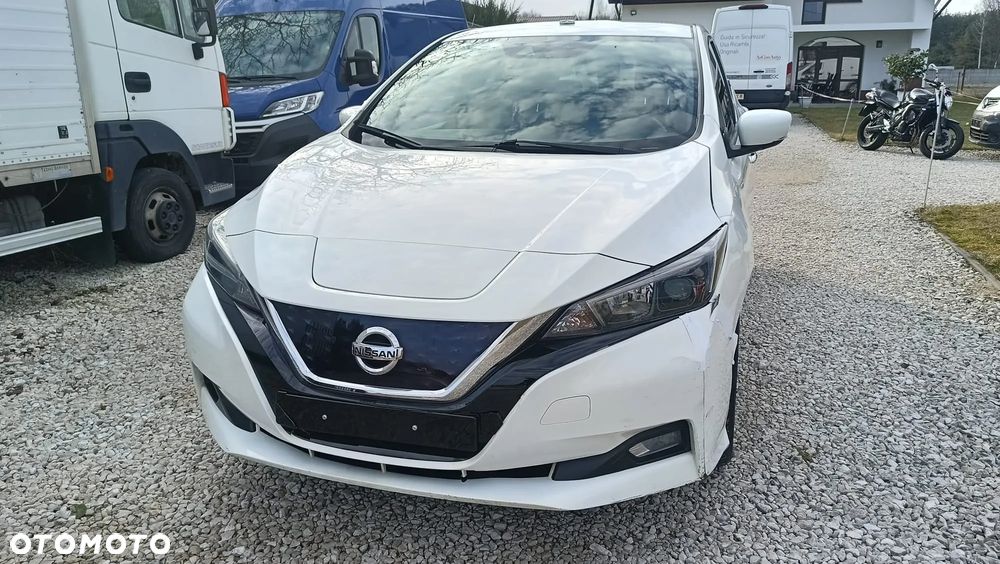 Nissan Leaf - 8