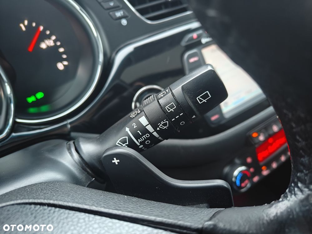 Kia Ceed 1.6 CRDi 128 Platinum Edition - 14