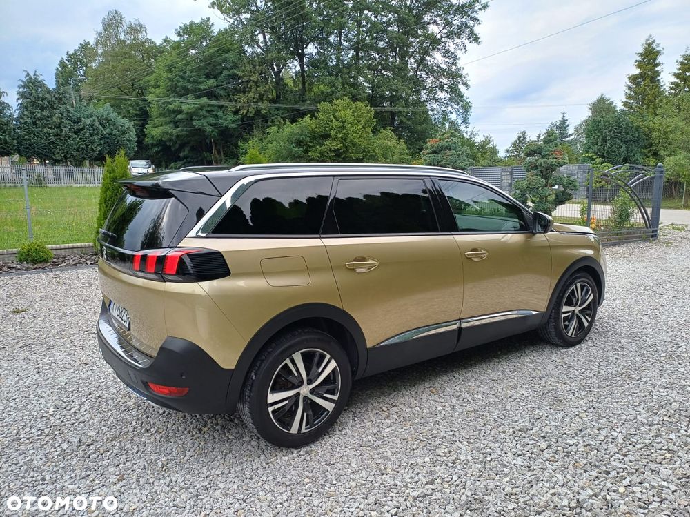 Peugeot 5008 - 4