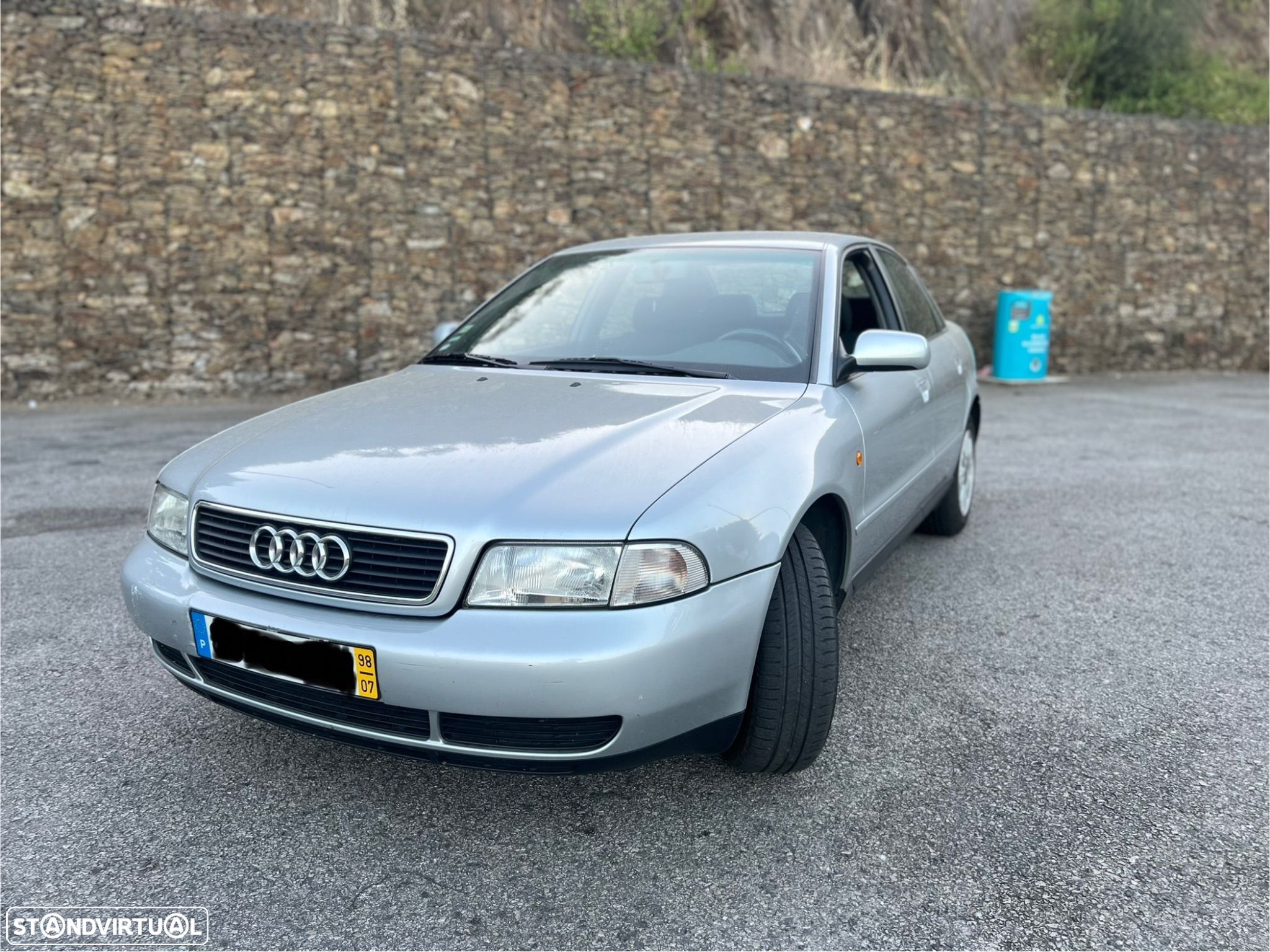 Audi A4 1.6 - 1