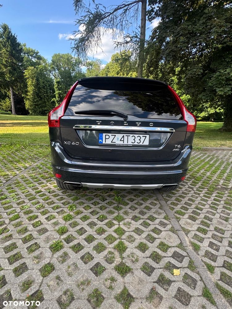 Volvo XC 60 - 22