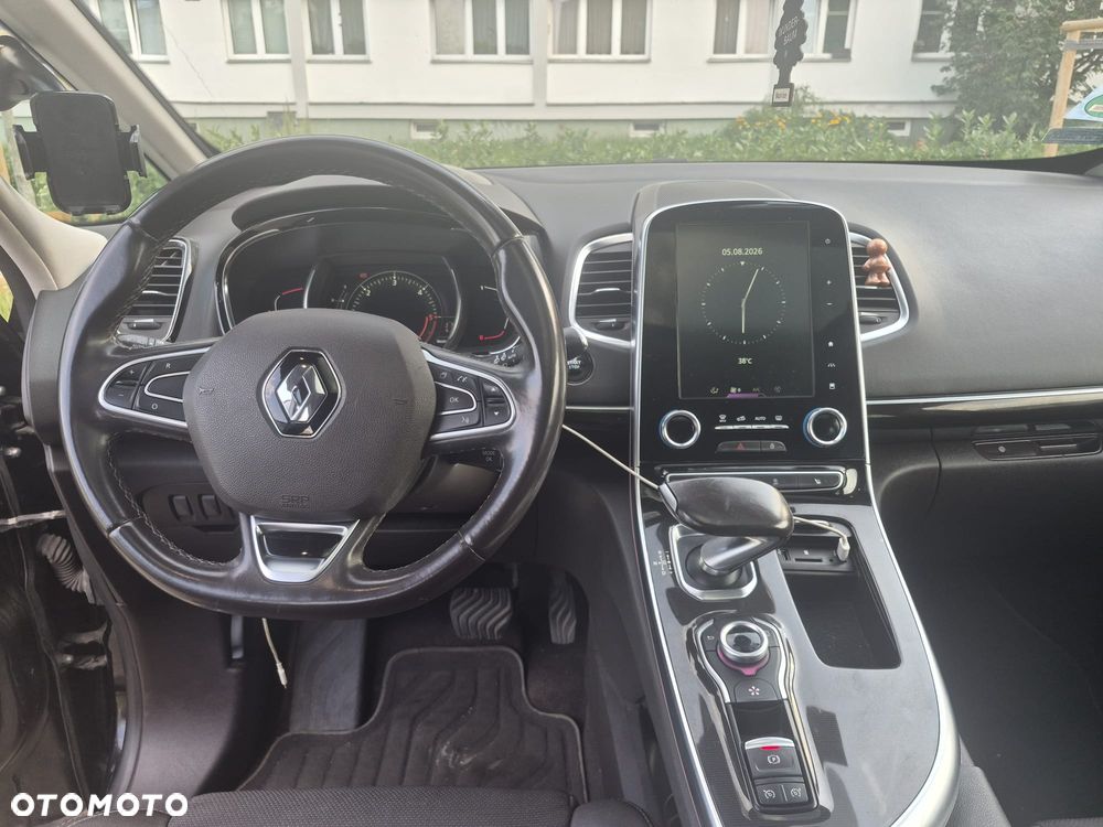 Renault Espace 1.6 dCi Energy Initiale Paris EDC - 11