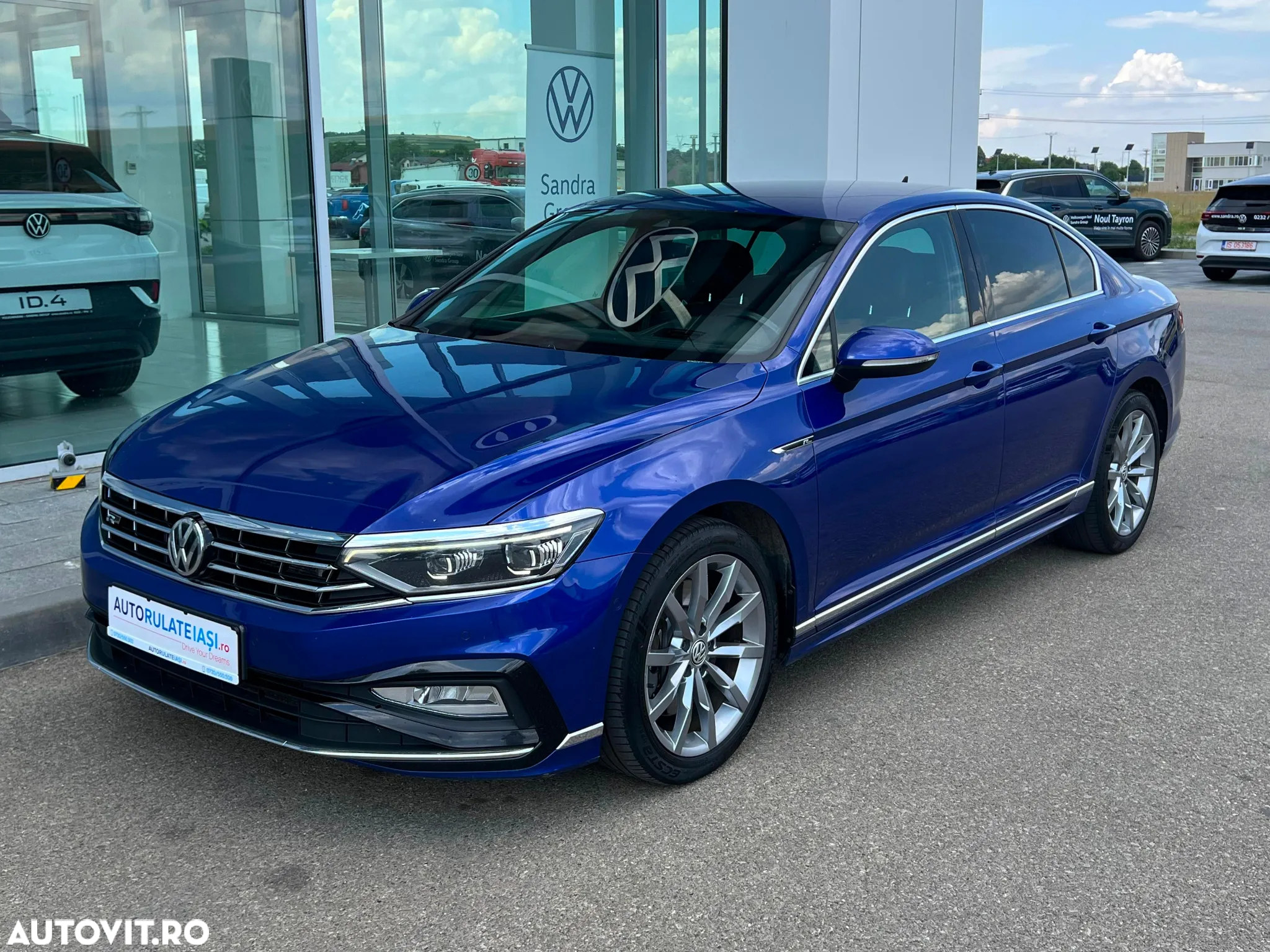 Volkswagen Passat 2.0 BiTDI DSG 4Mot Highline - 7