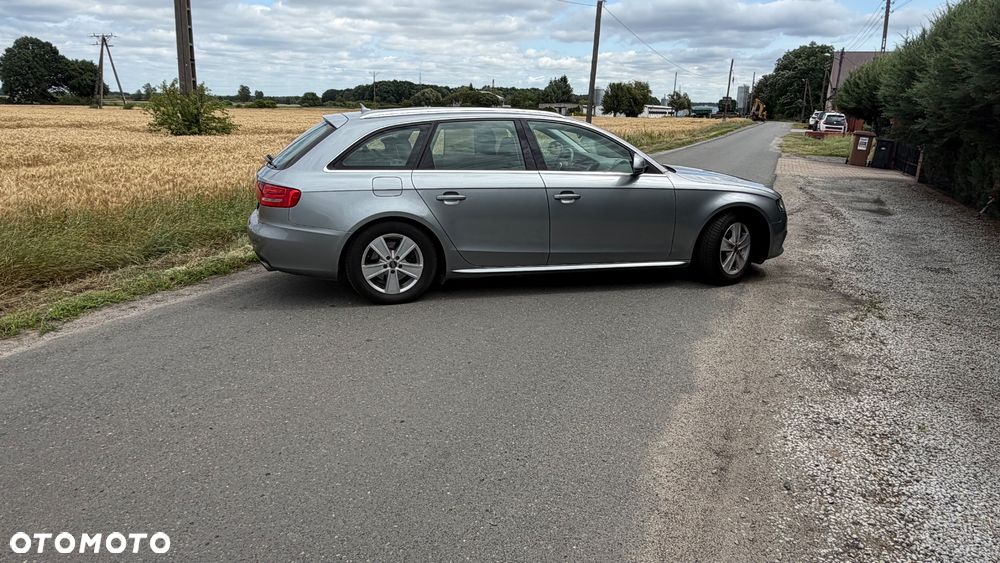 Audi A4 Avant 3.0 TDI DPF quattro S tronic S line Sportpaket - 32