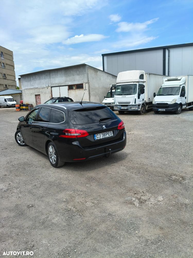 Peugeot 308 - 3