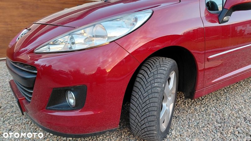 Peugeot 207 - 16