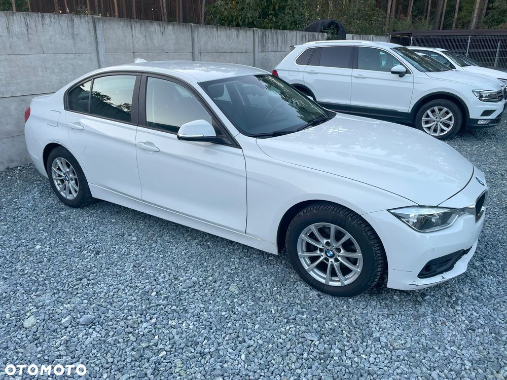 BMW Seria 3 - 12