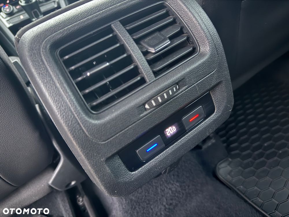 Volkswagen Touran 1.6 TDI BMT SCR Comfortline - 31