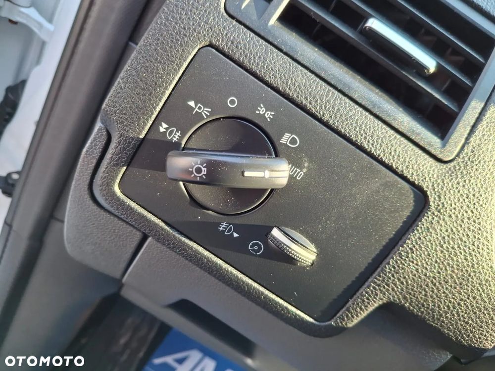 Ford Kuga 2.0 TDCi Individual MPS6 - 21