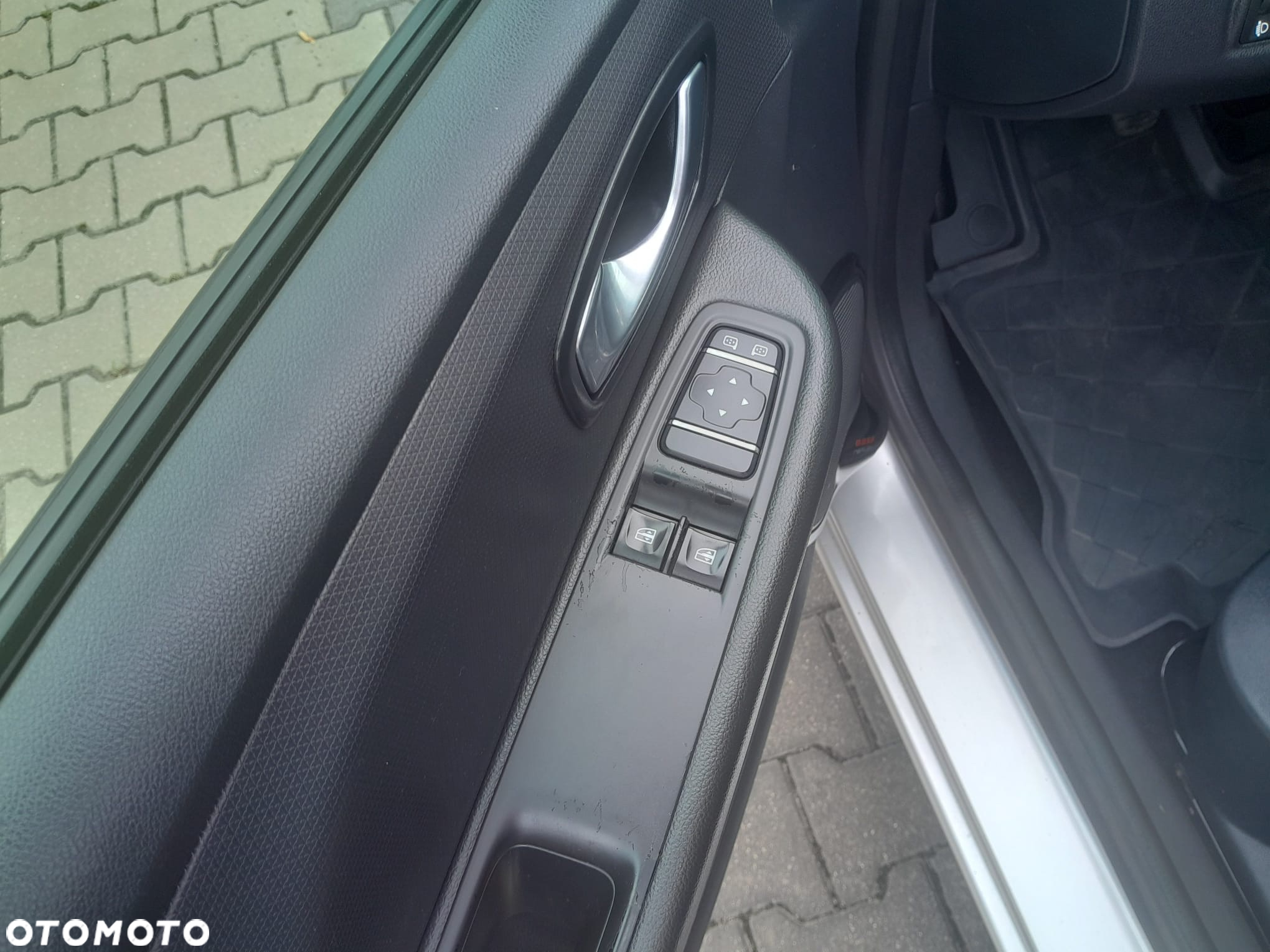 Renault Clio - 16