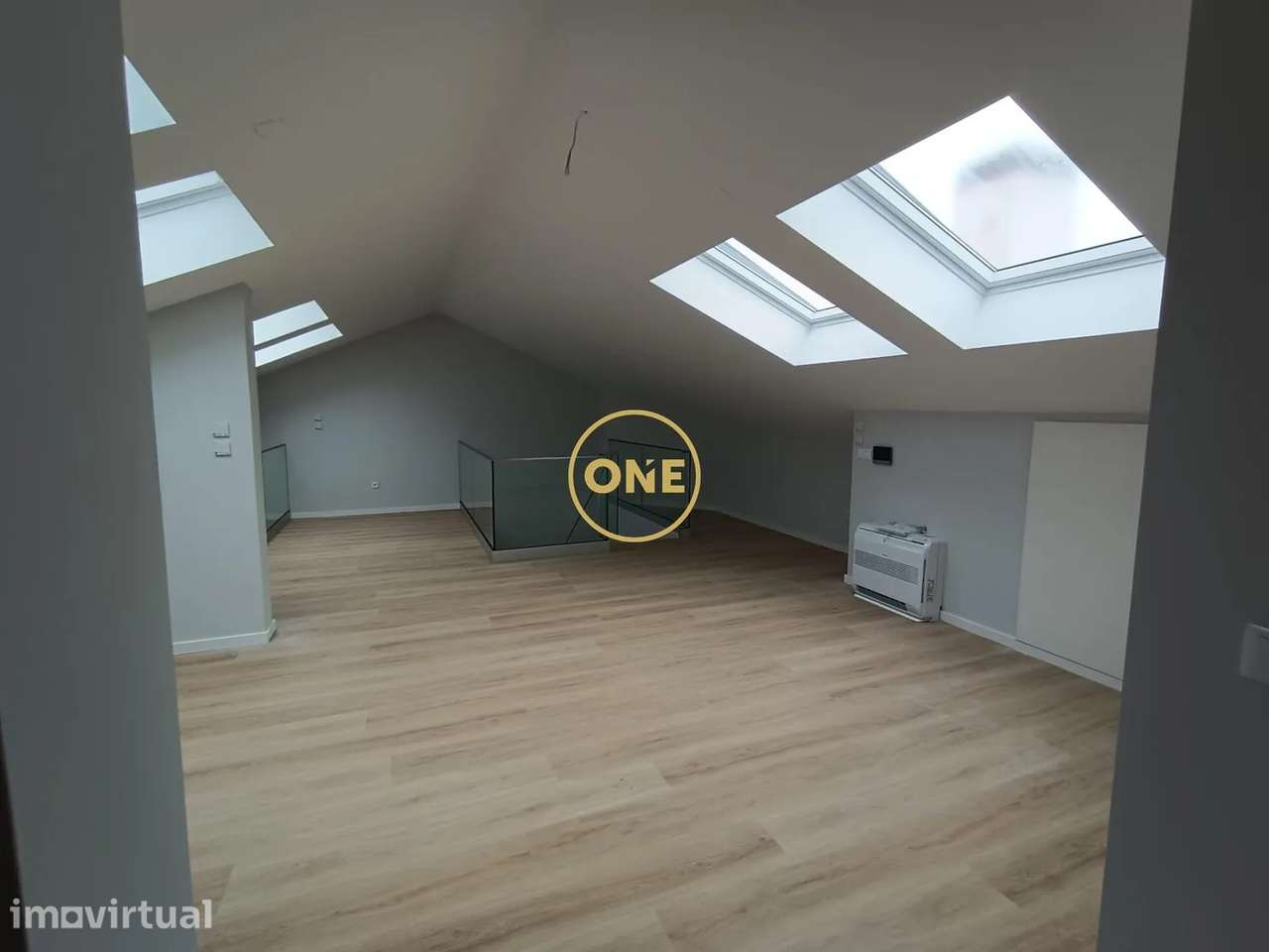 Apartamento T3+1 de Luxo em Carcavelos, Cascais - Grande imagem: 4/11