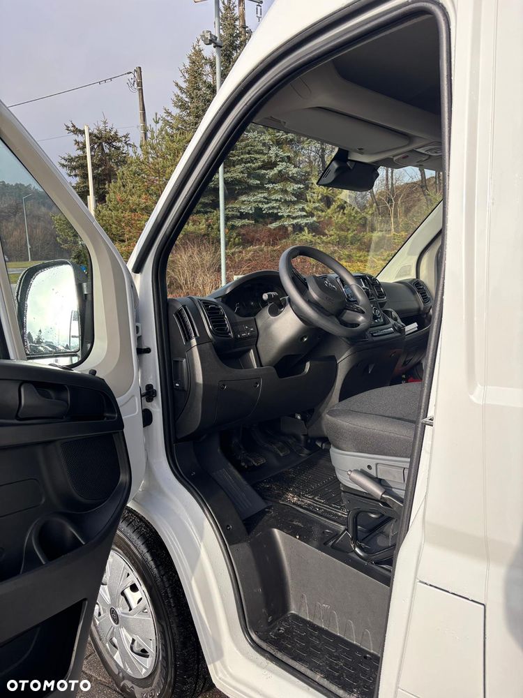 Toyota Proace MAX - 13