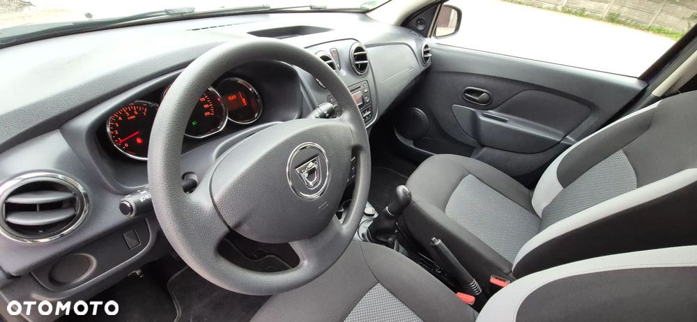 Dacia Sandero 1.2 16V 75 Laureate - 11